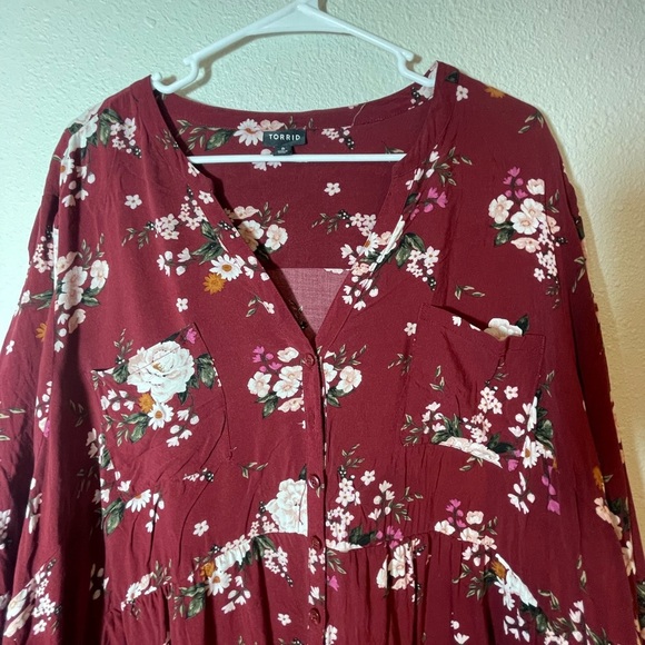 Torrid Burgundy Floral Babydoll Tunic - Size 5 - Picture 2 of 10